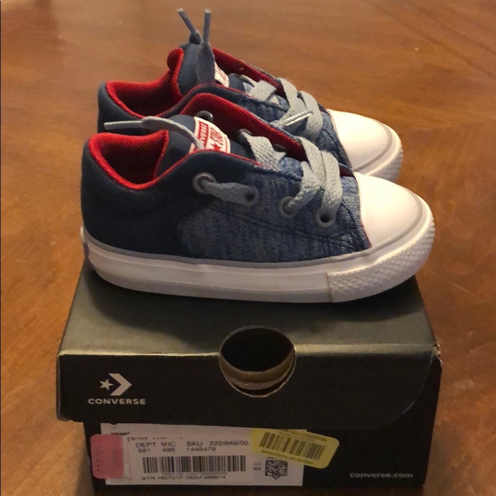 Toddler boys slip-on sneakers